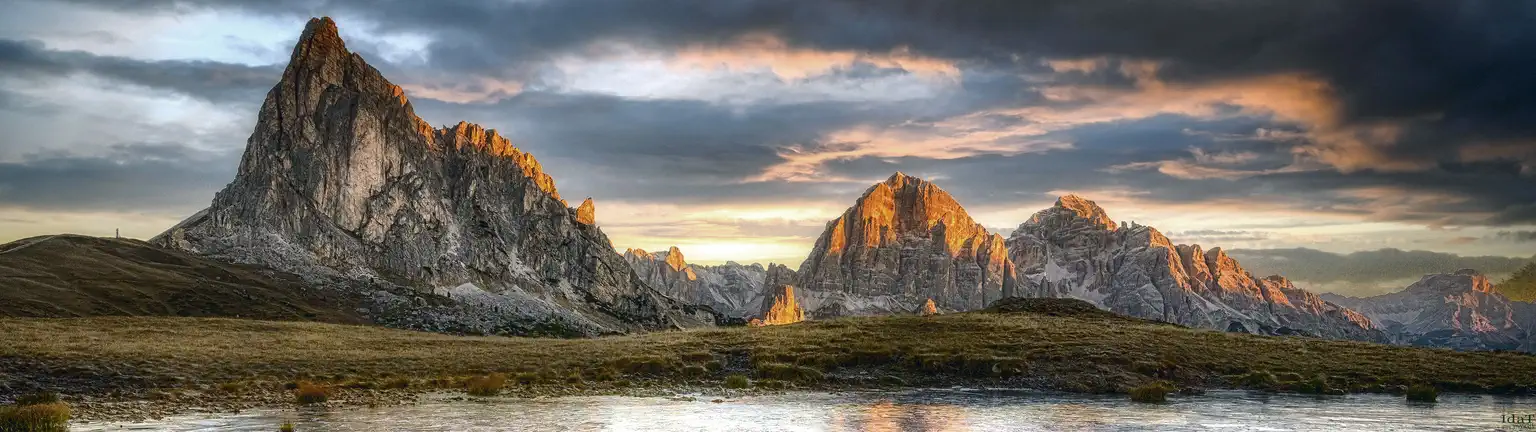 MountainsT